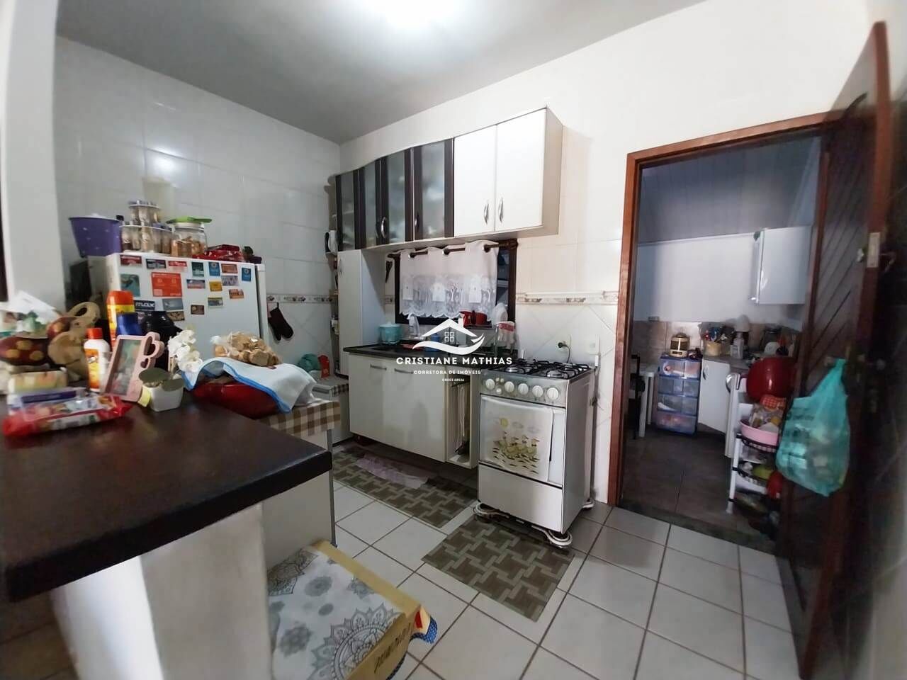 Casa à venda com 2 quartos, 70m² - Foto 11