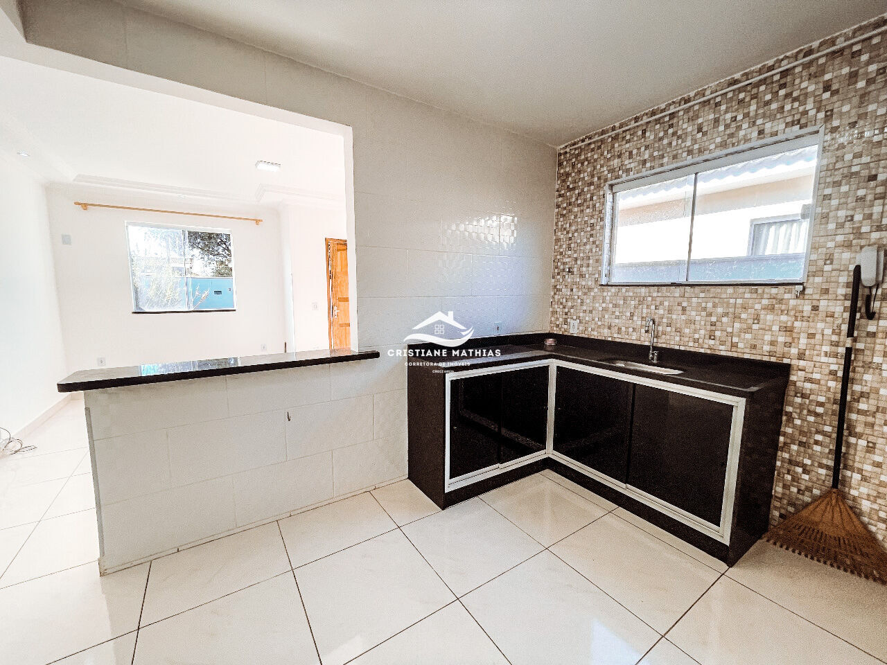 Casa à venda com 2 quartos, 90m² - Foto 16