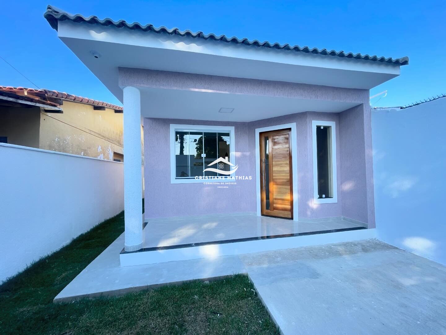 Casa à venda com 2 quartos, 87m² - Foto 1