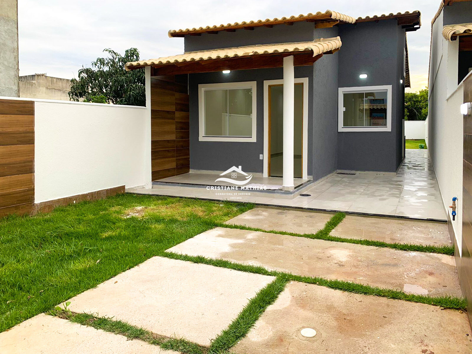 Casa à venda com 2 quartos, 70m² - Foto 5