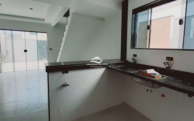 Casa à venda com 2 quartos, 80m² - Foto 4