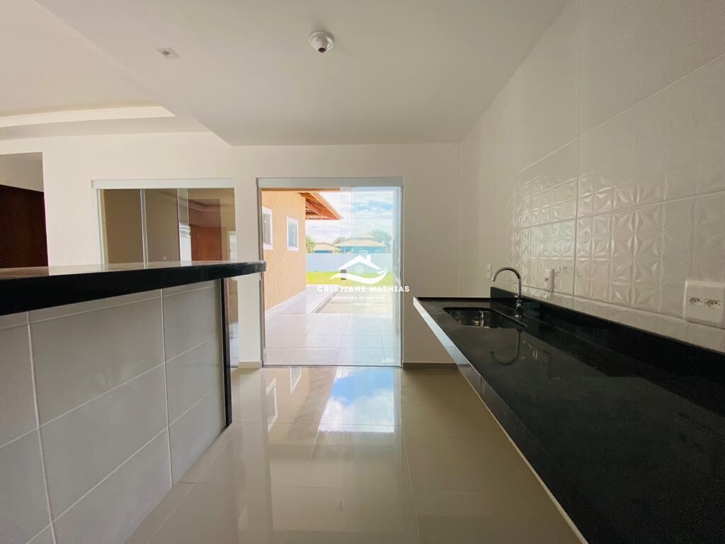 Casa à venda com 3 quartos, 98m² - Foto 17