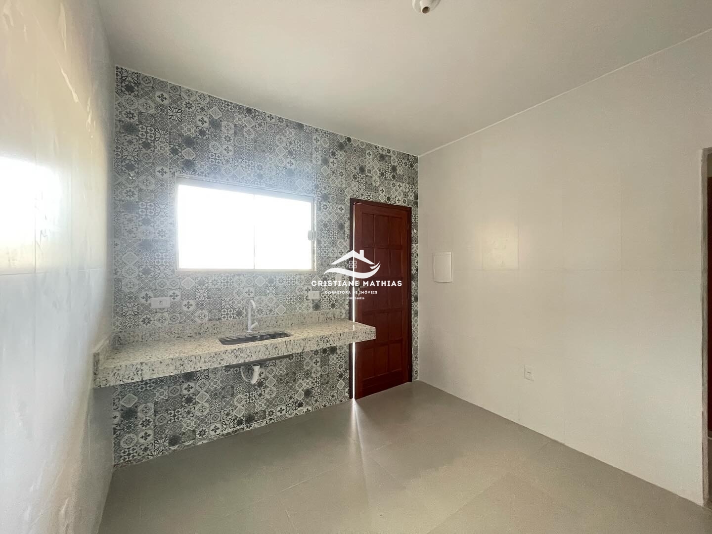 Casa à venda com 2 quartos, 70m² - Foto 12