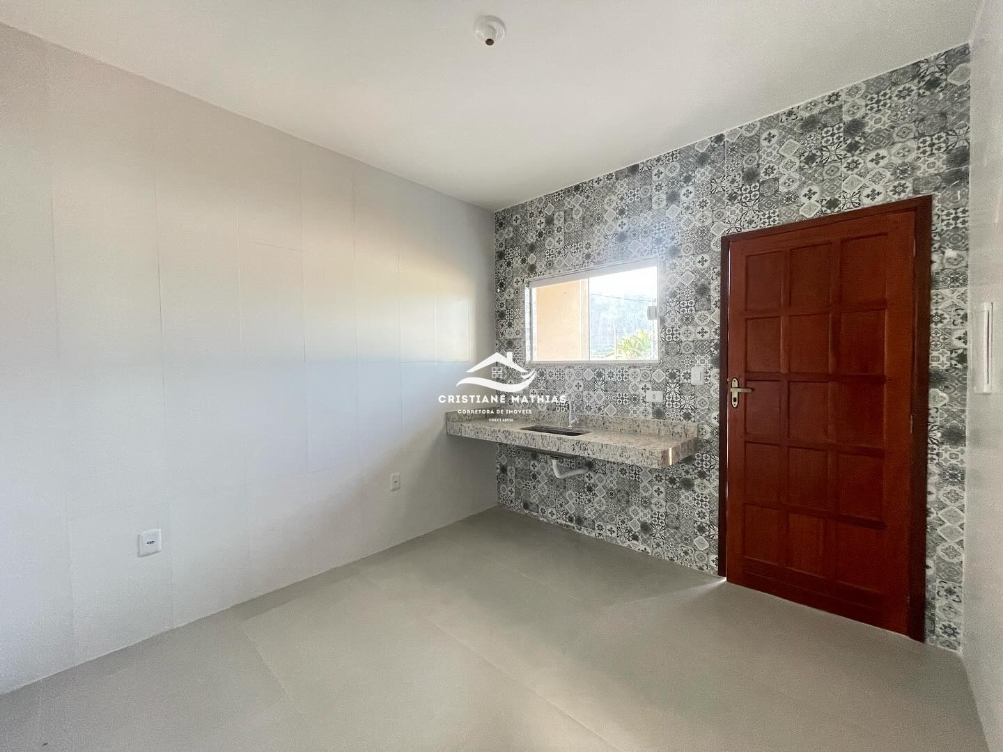 Casa à venda com 2 quartos, 70m² - Foto 5