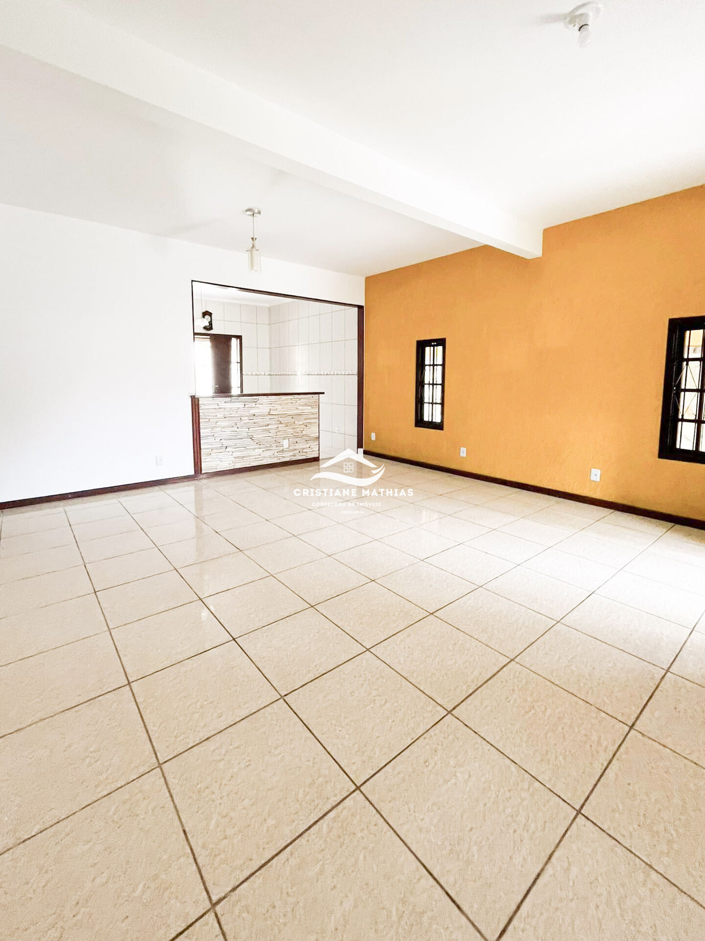 Casa à venda com 2 quartos, 250m² - Foto 8