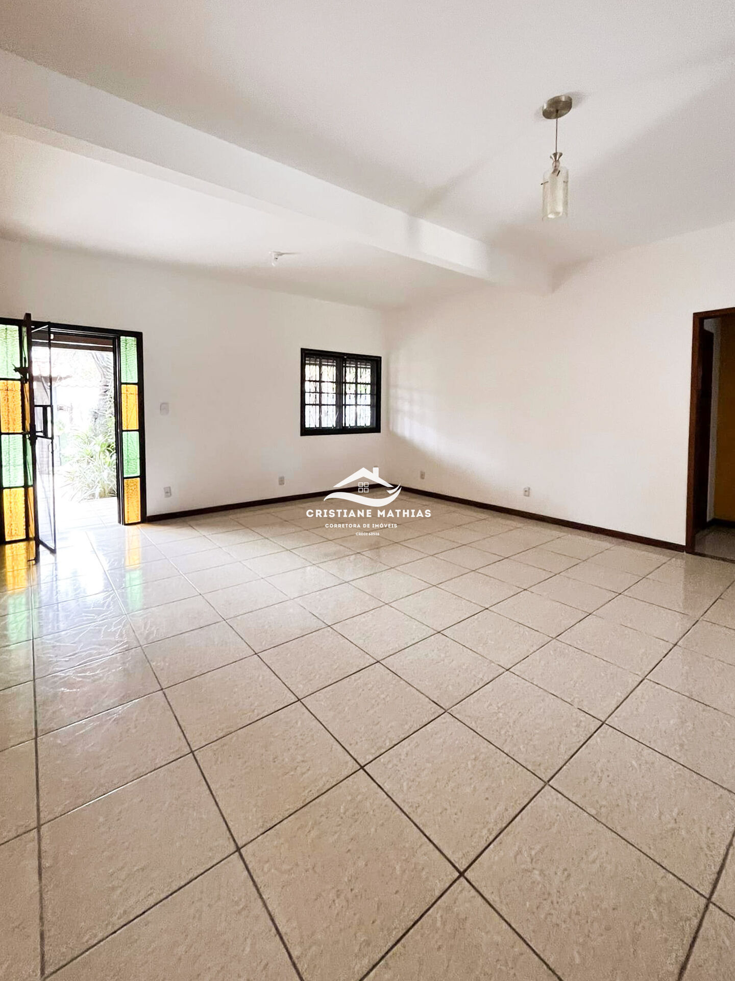 Casa à venda com 2 quartos, 250m² - Foto 11