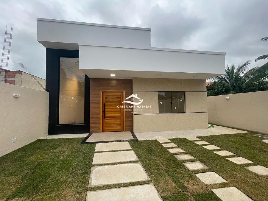 Casa à venda com 3 quartos, 116m² - Foto 1