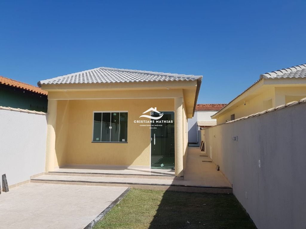 Casa à venda com 2 quartos, 68m² - Foto 1