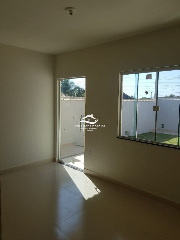 Casa à venda com 2 quartos, 68m² - Foto 5