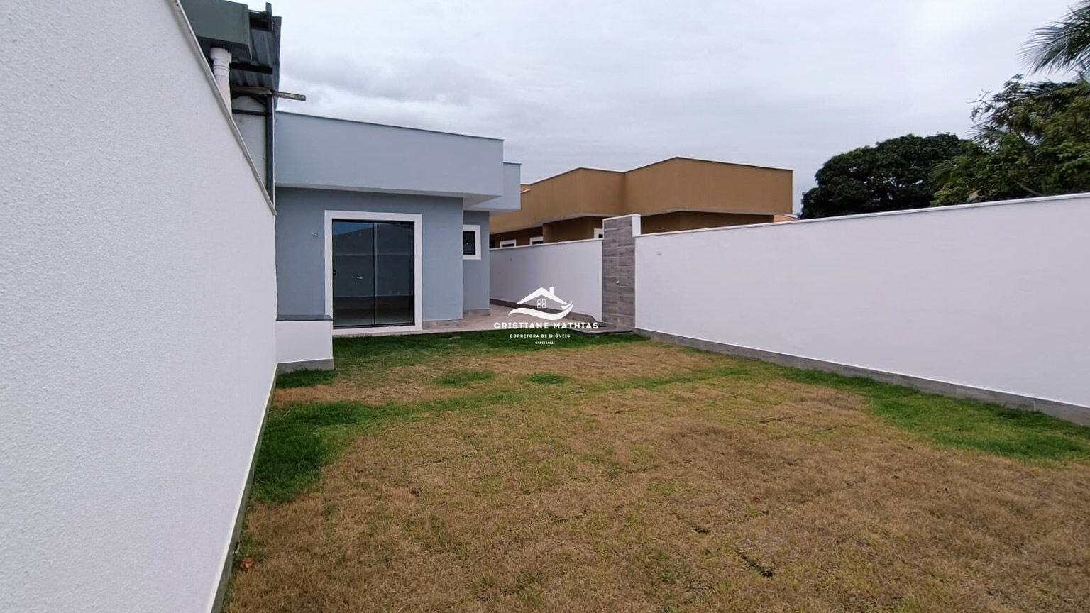 Casa à venda com 3 quartos, 90m² - Foto 9