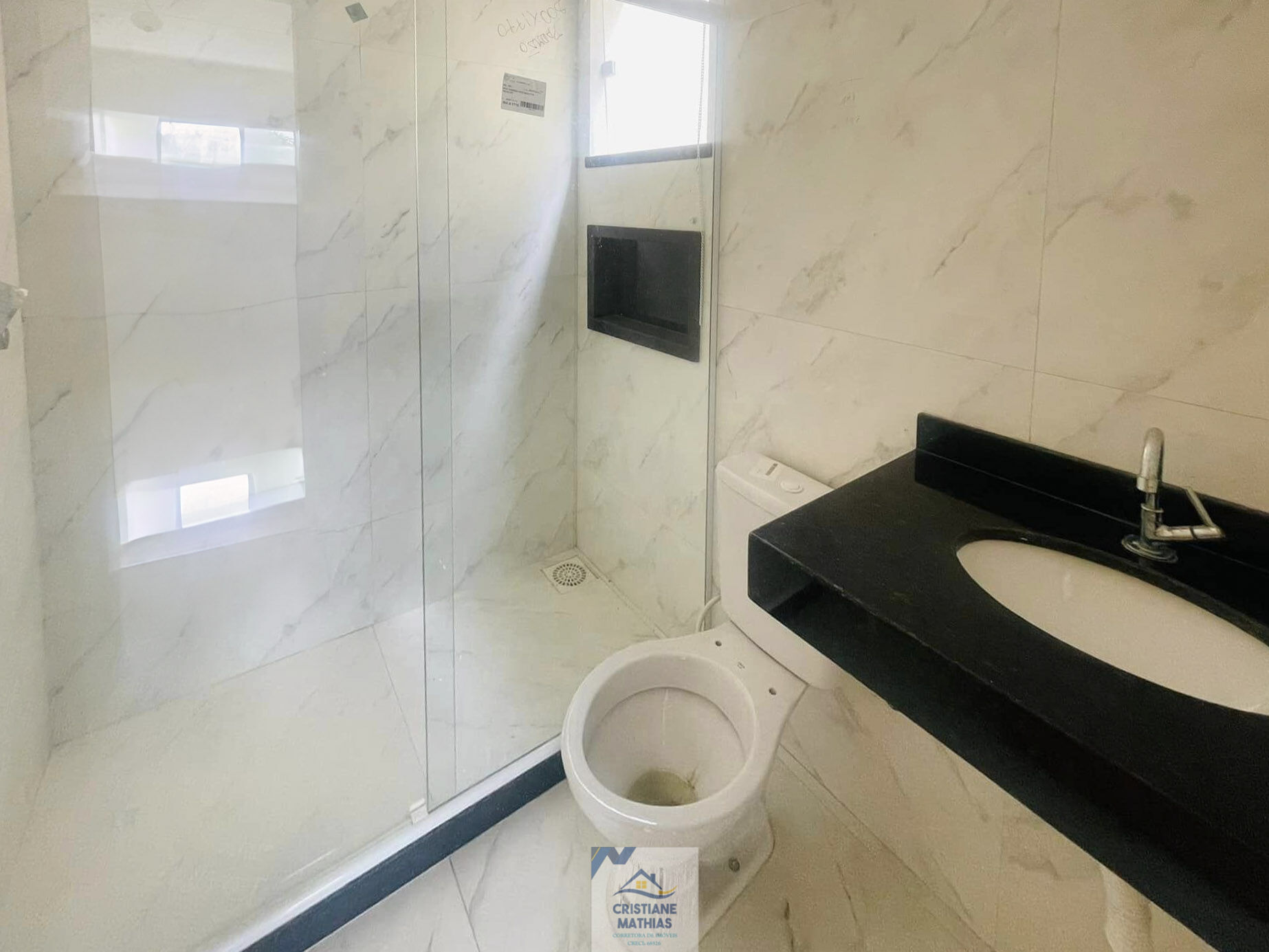 Casa à venda com 2 quartos, 65m² - Foto 13