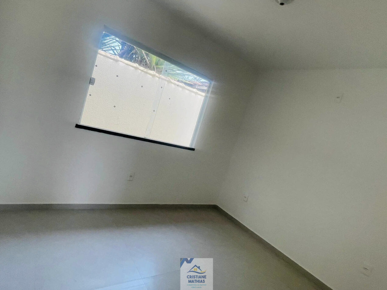 Casa à venda com 2 quartos, 65m² - Foto 9