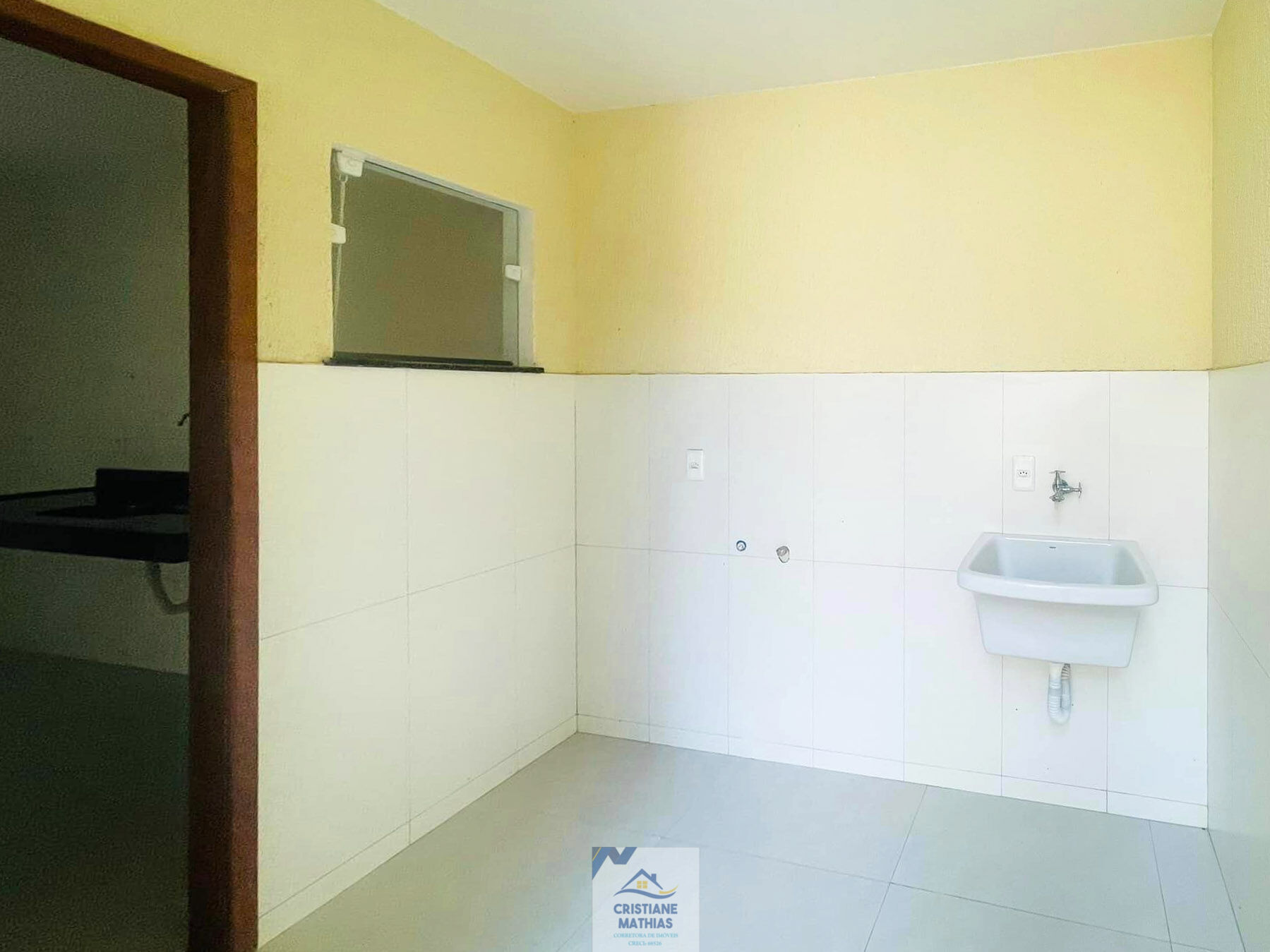 Casa à venda com 2 quartos, 65m² - Foto 17