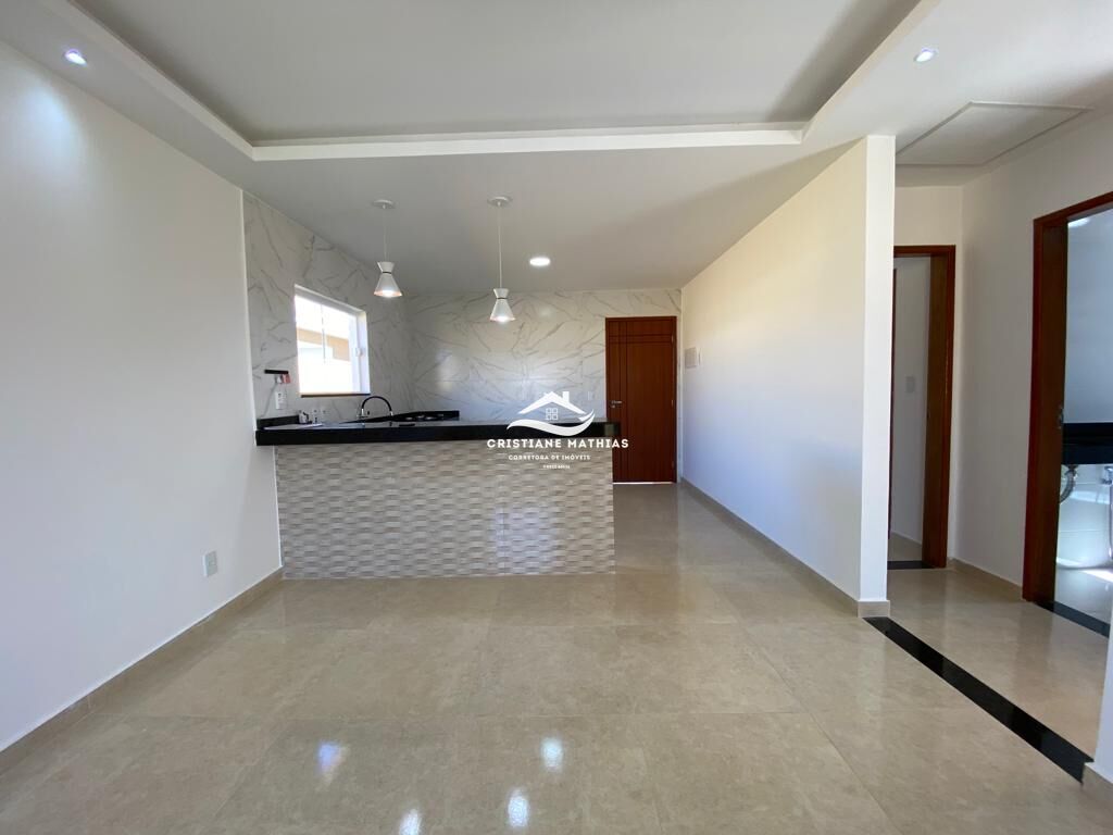 Casa à venda com 3 quartos, 99m² - Foto 2