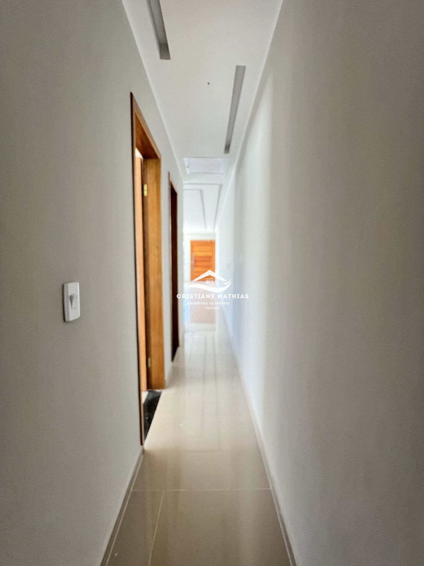 Casa à venda com 2 quartos, 77m² - Foto 15