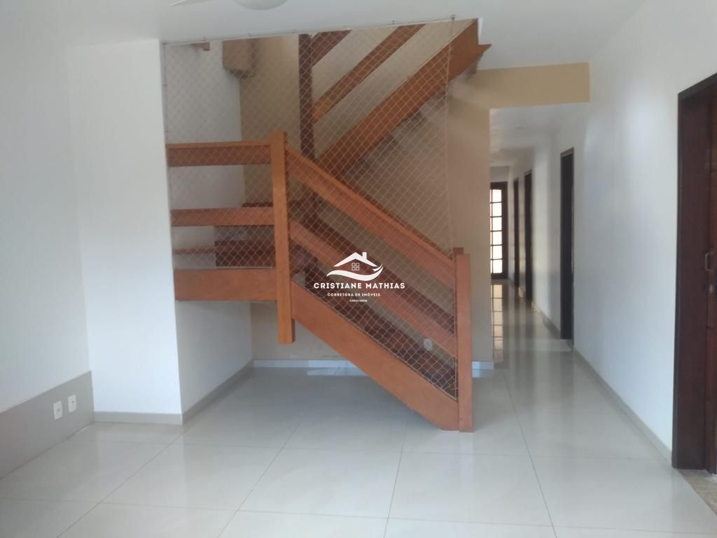 Casa à venda com 6 quartos, 290m² - Foto 21