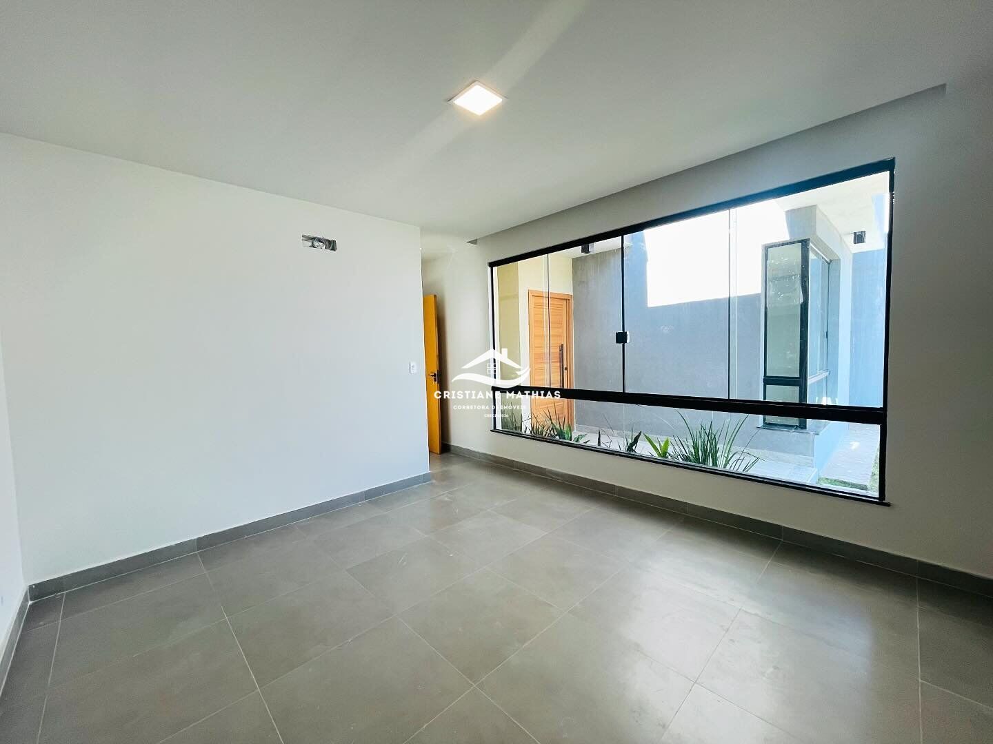 Casa à venda com 3 quartos, 99m² - Foto 4