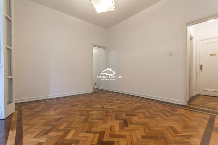 Apartamento à venda com 2 quartos, 80m² - Foto 9