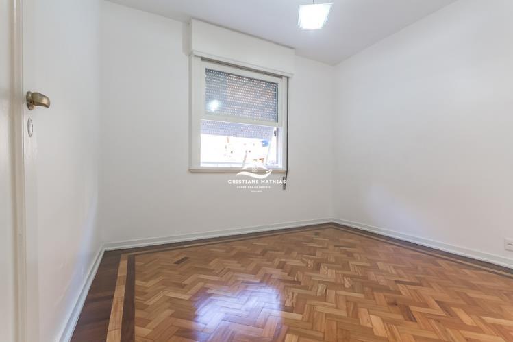 Apartamento à venda com 2 quartos, 80m² - Foto 18