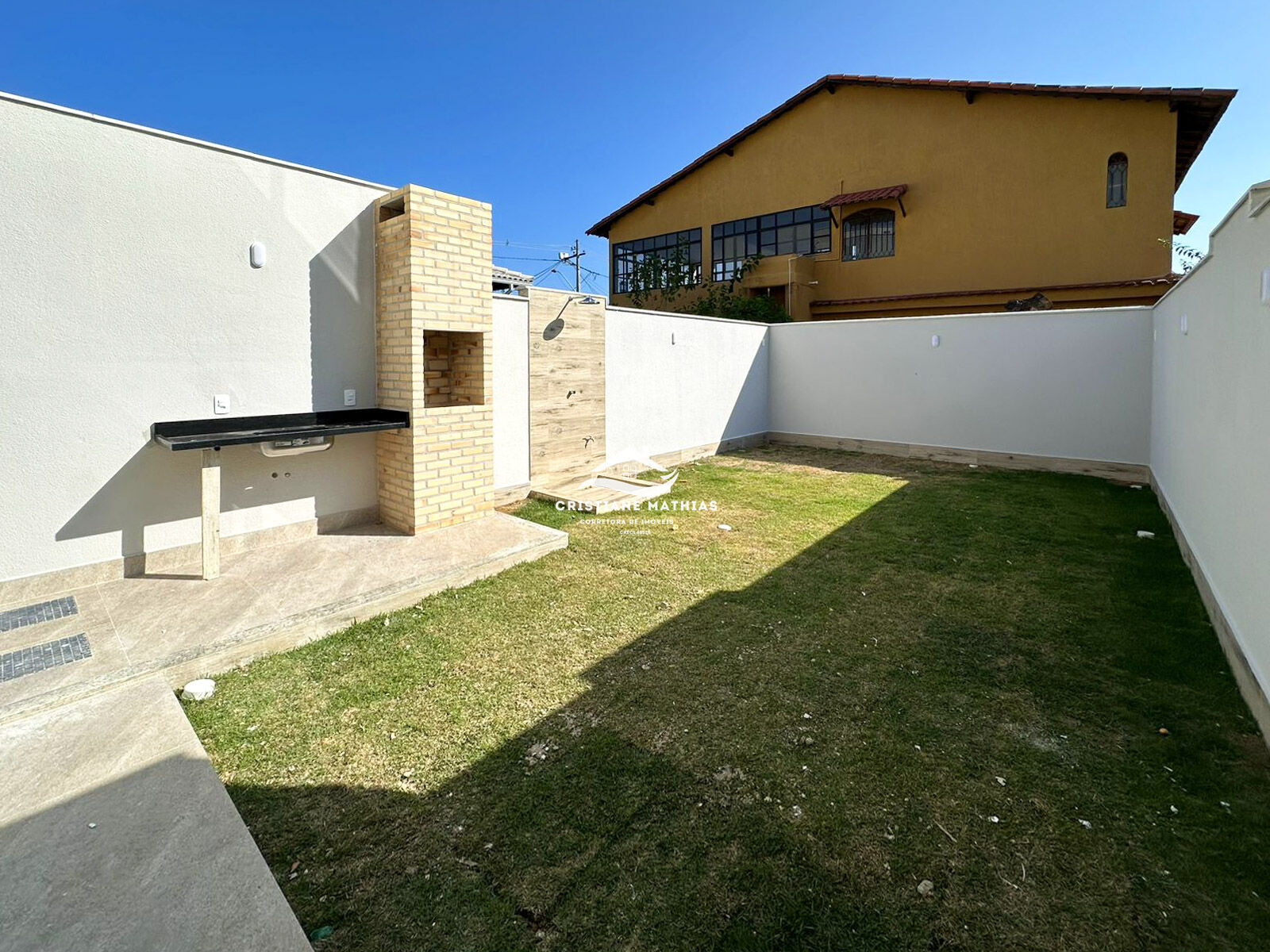 Casa à venda com 2 quartos, 80m² - Foto 12