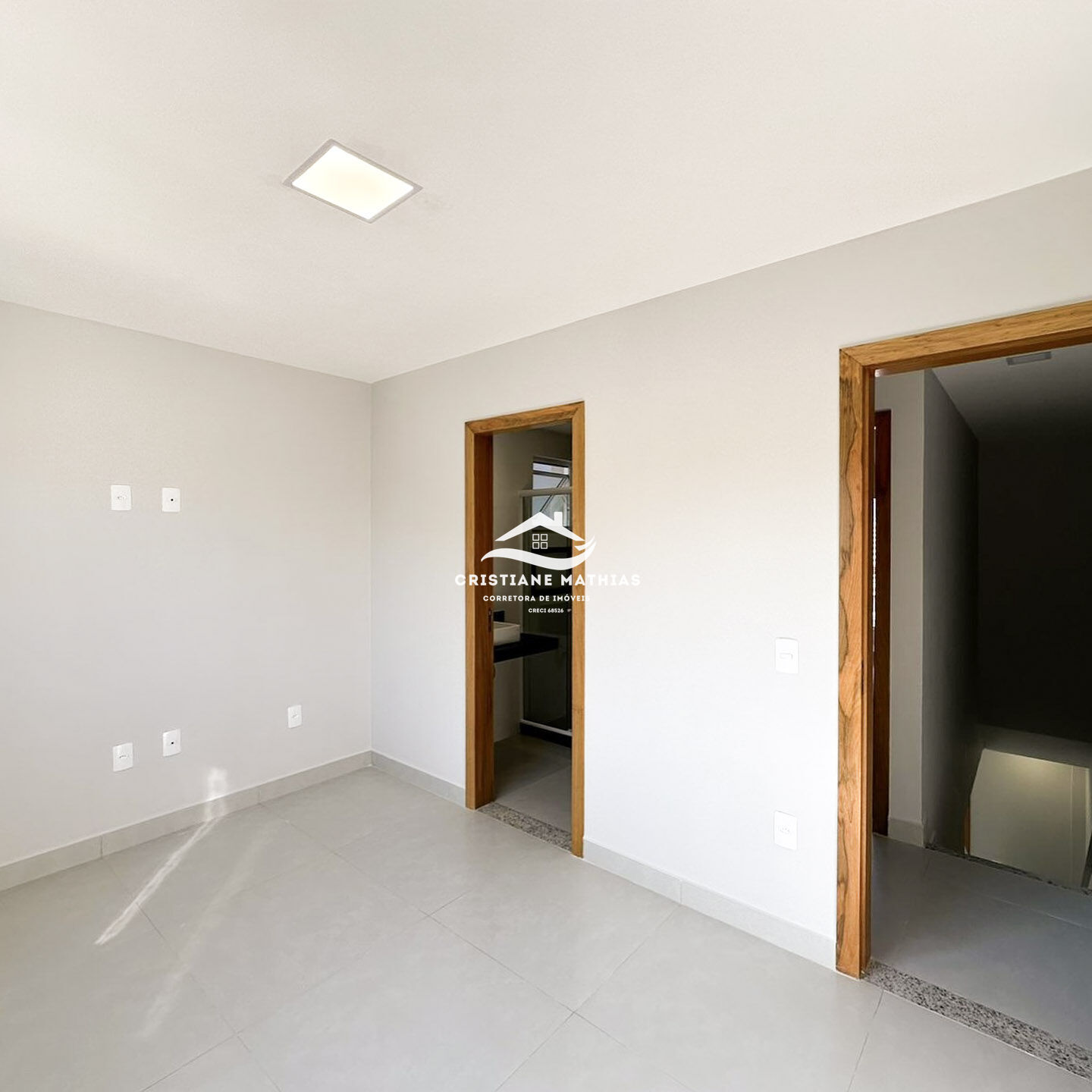 Casa à venda com 2 quartos, 80m² - Foto 19