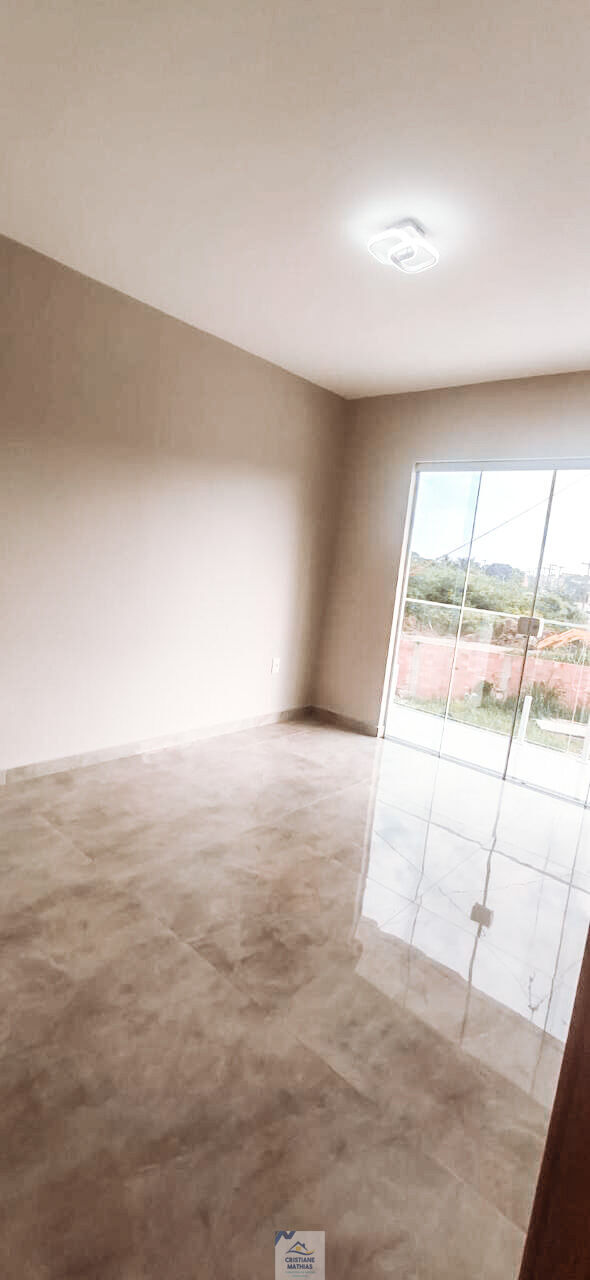 Casa à venda com 2 quartos, 70m² - Foto 27