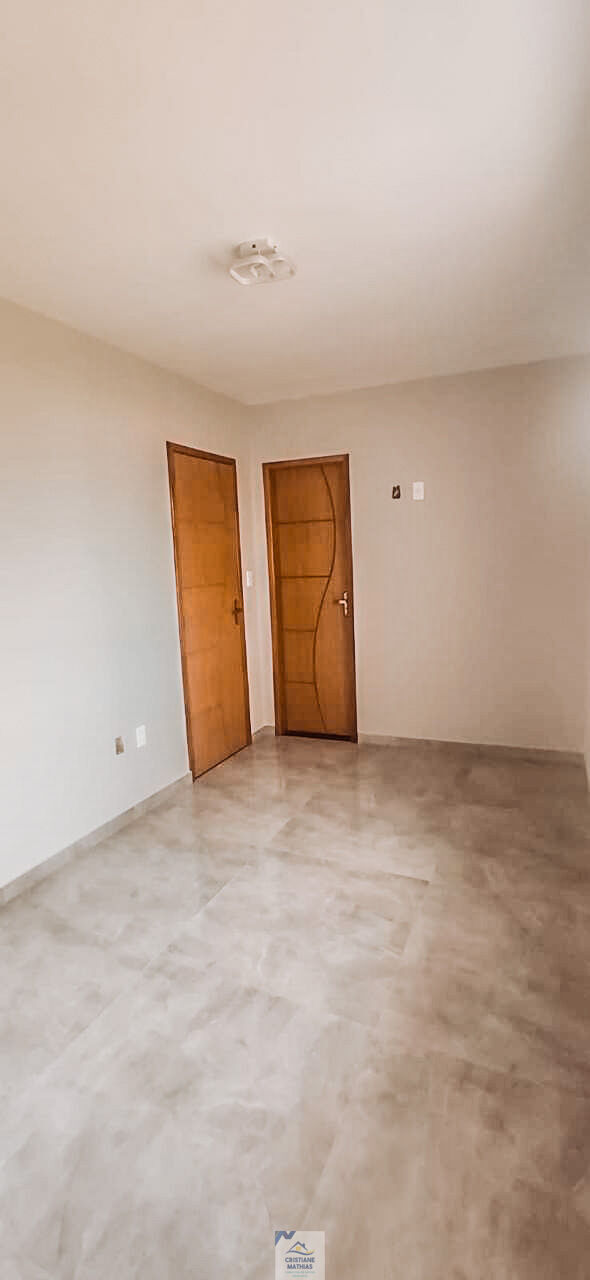Casa à venda com 2 quartos, 70m² - Foto 25