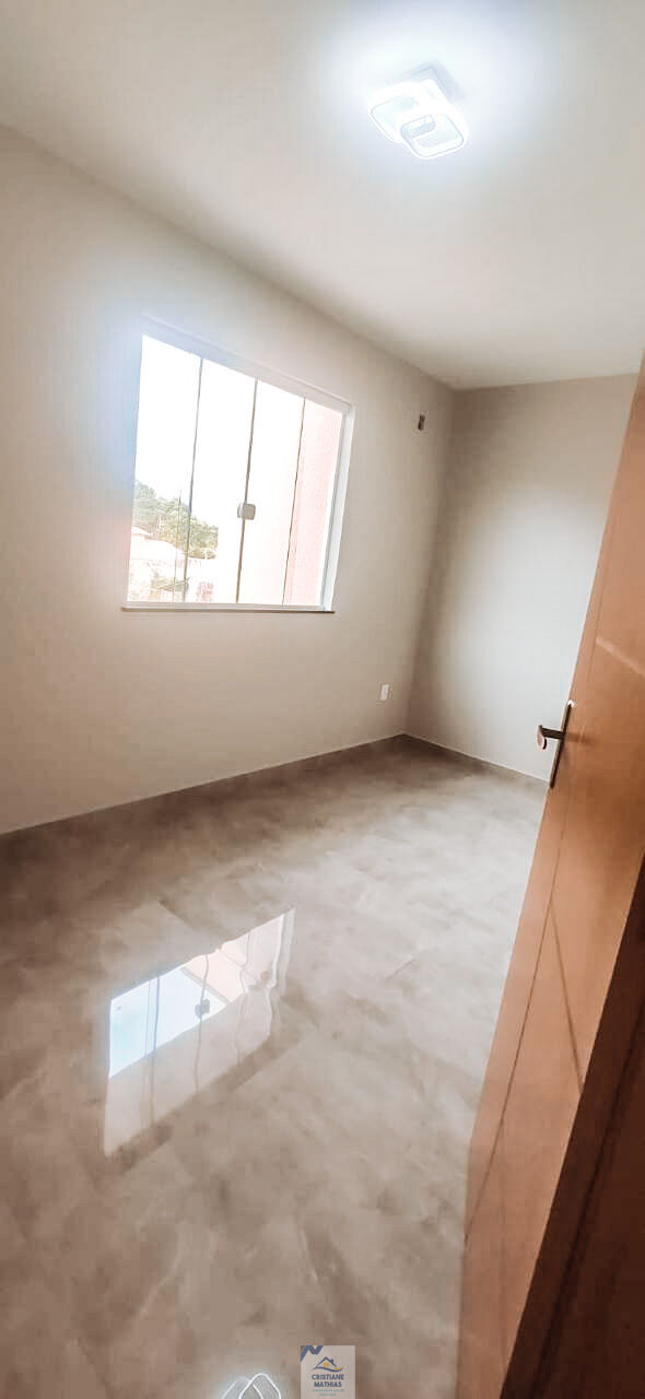 Casa à venda com 2 quartos, 70m² - Foto 30