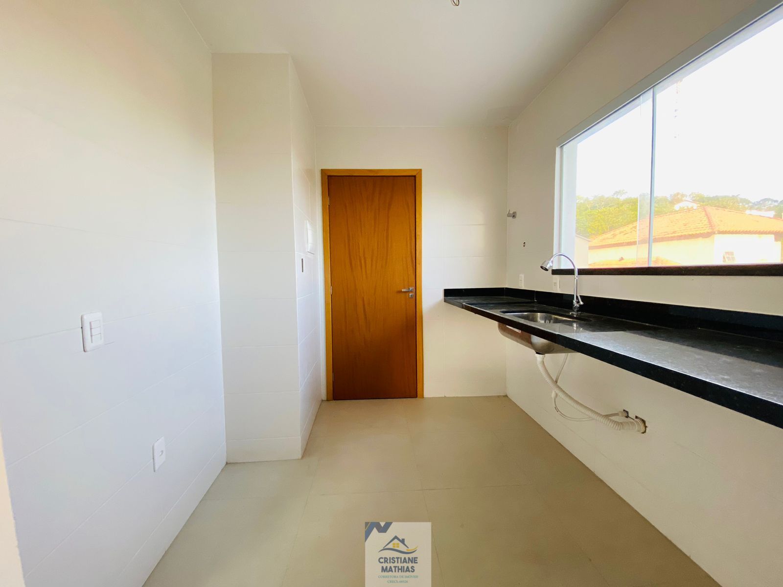 Casa à venda com 3 quartos, 180m² - Foto 6