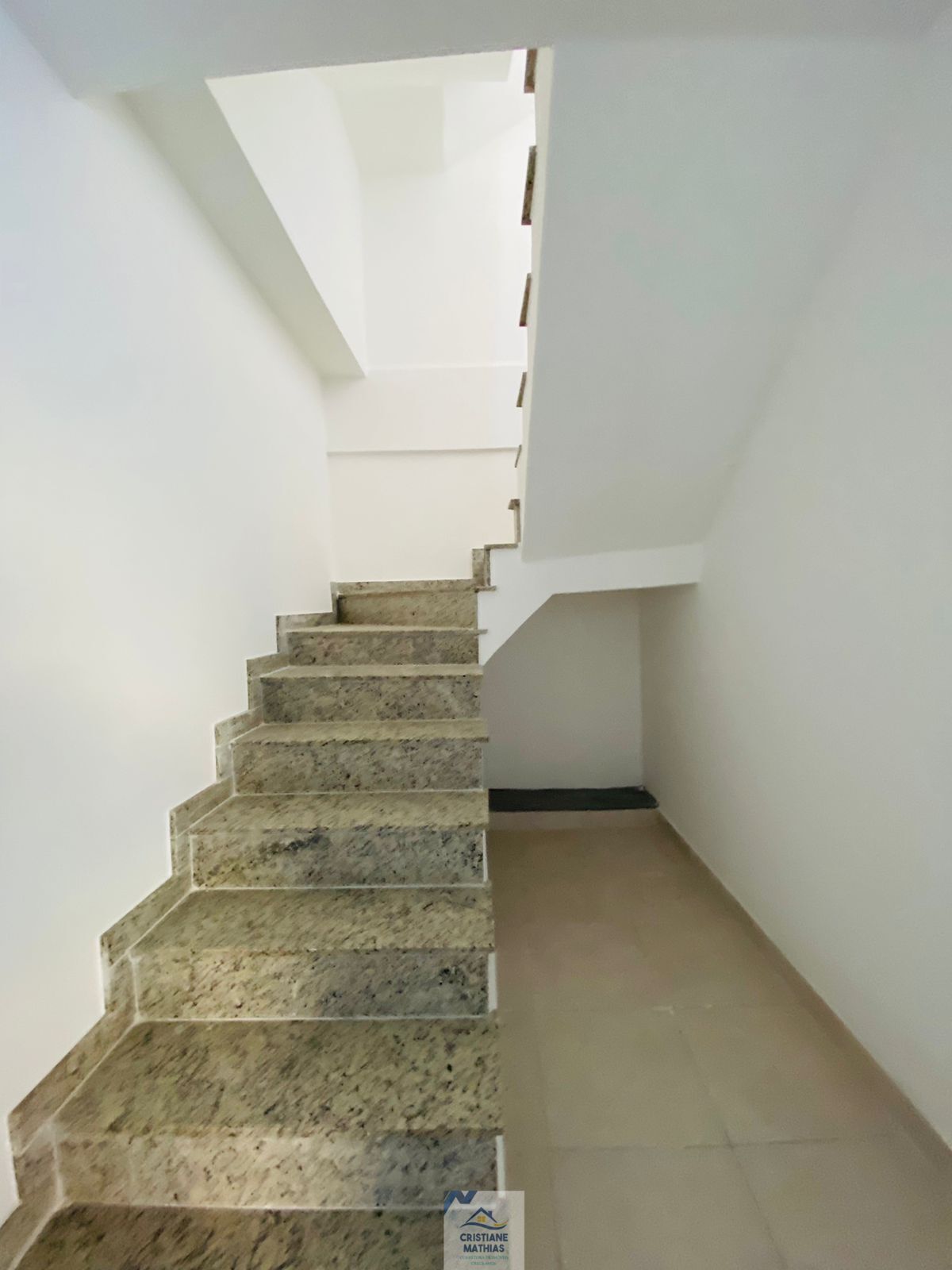 Casa à venda com 3 quartos, 180m² - Foto 19