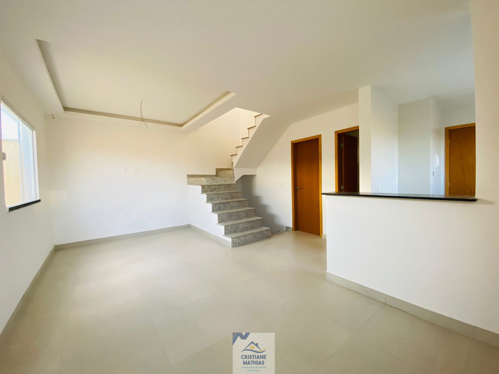 Casa à venda com 3 quartos, 180m² - Foto 4