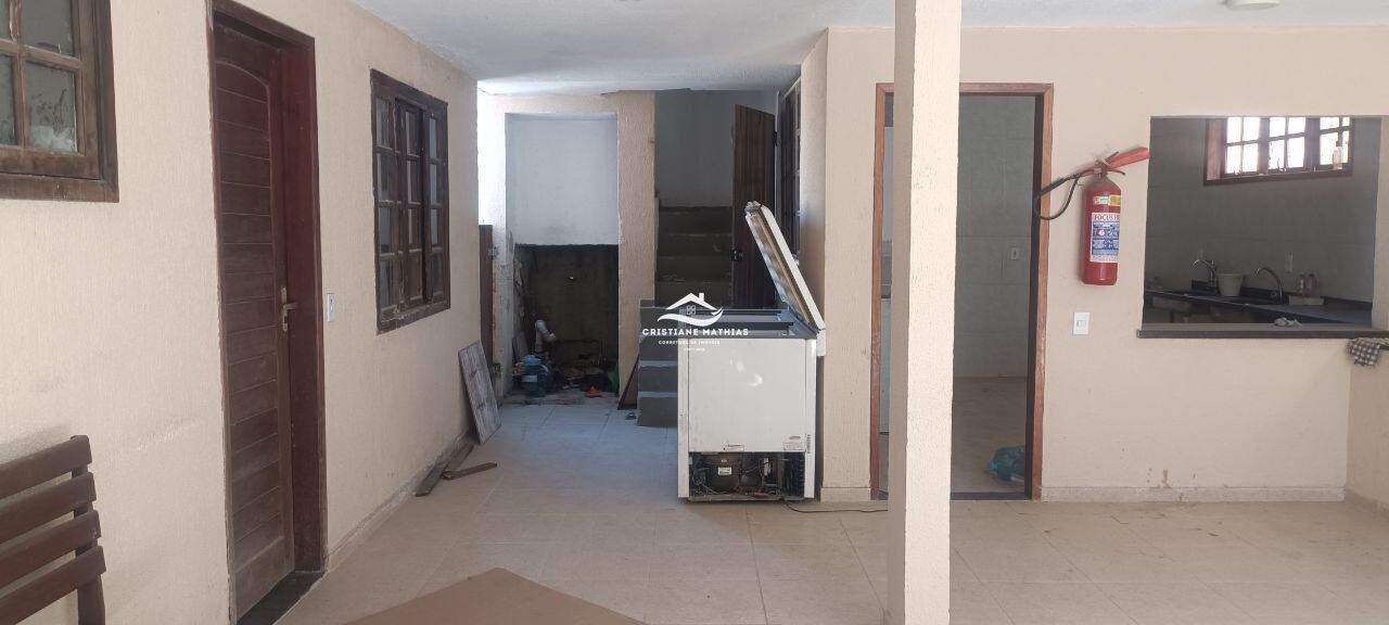 Casa à venda com 1 quarto, 300m² - Foto 8