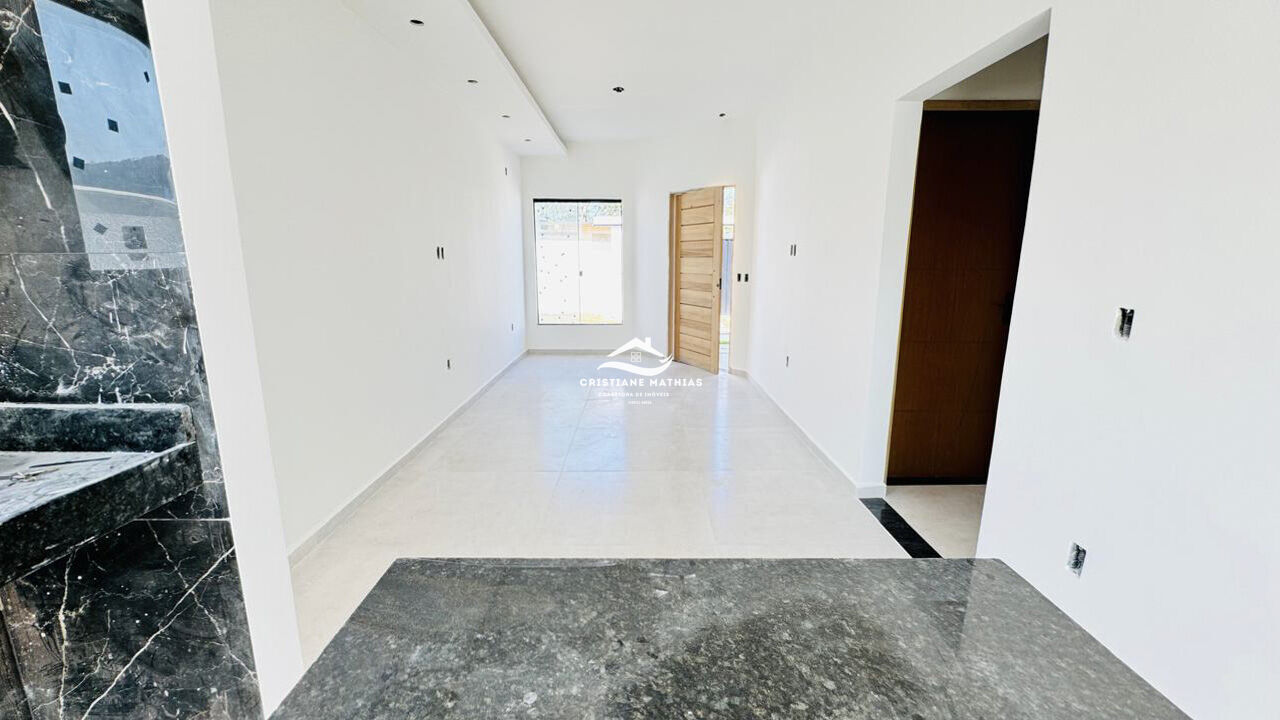 Casa à venda com 2 quartos, 79m² - Foto 14