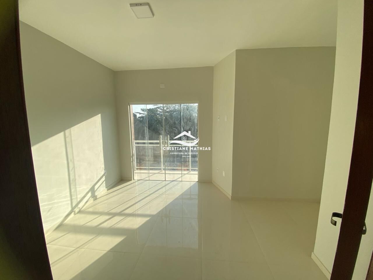 Casa à venda com 2 quartos, 90m² - Foto 6