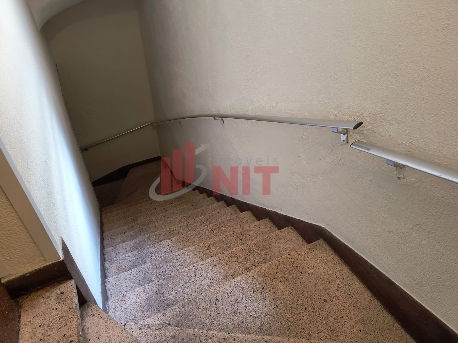 Apartamento à venda com 2 quartos, 80m² - Foto 32