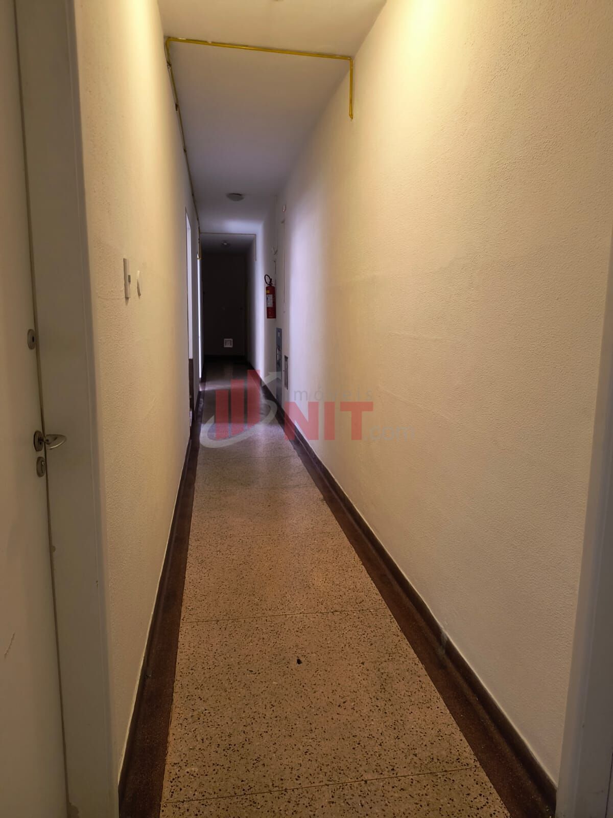 Apartamento à venda com 2 quartos, 80m² - Foto 33