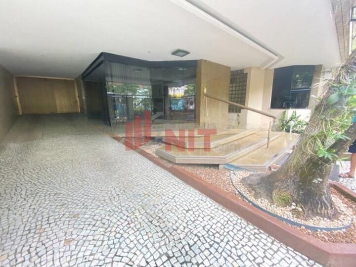 Apartamento à venda com 2 quartos, 70m² - Foto 22