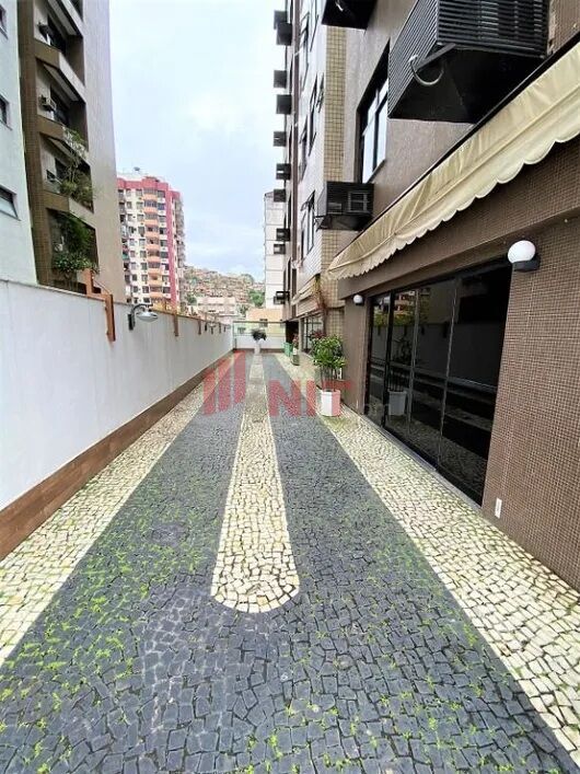 Apartamento à venda com 2 quartos, 70m² - Foto 34