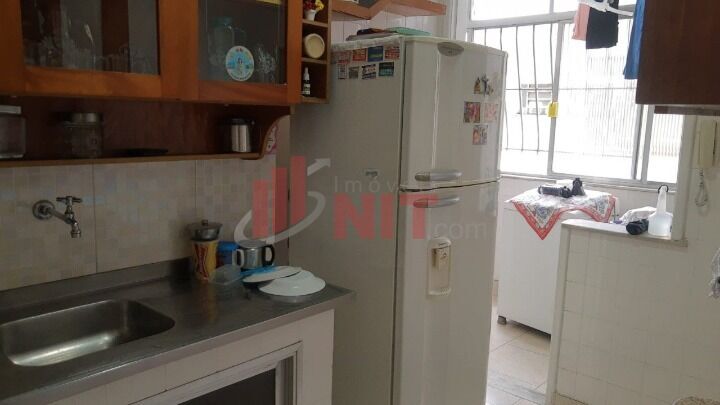 Apartamento à venda com 2 quartos, 80m² - Foto 10