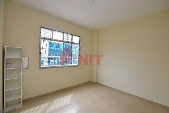 Apartamento à venda com 2 quartos, 110m² - Foto 8