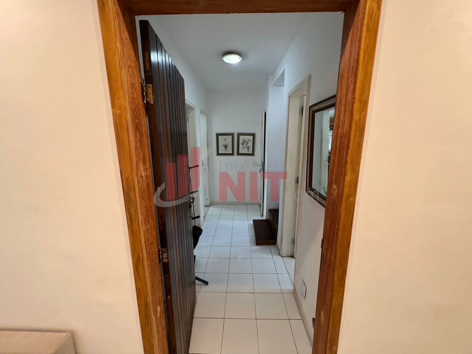 Casa à venda com 4 quartos, 270m² - Foto 16