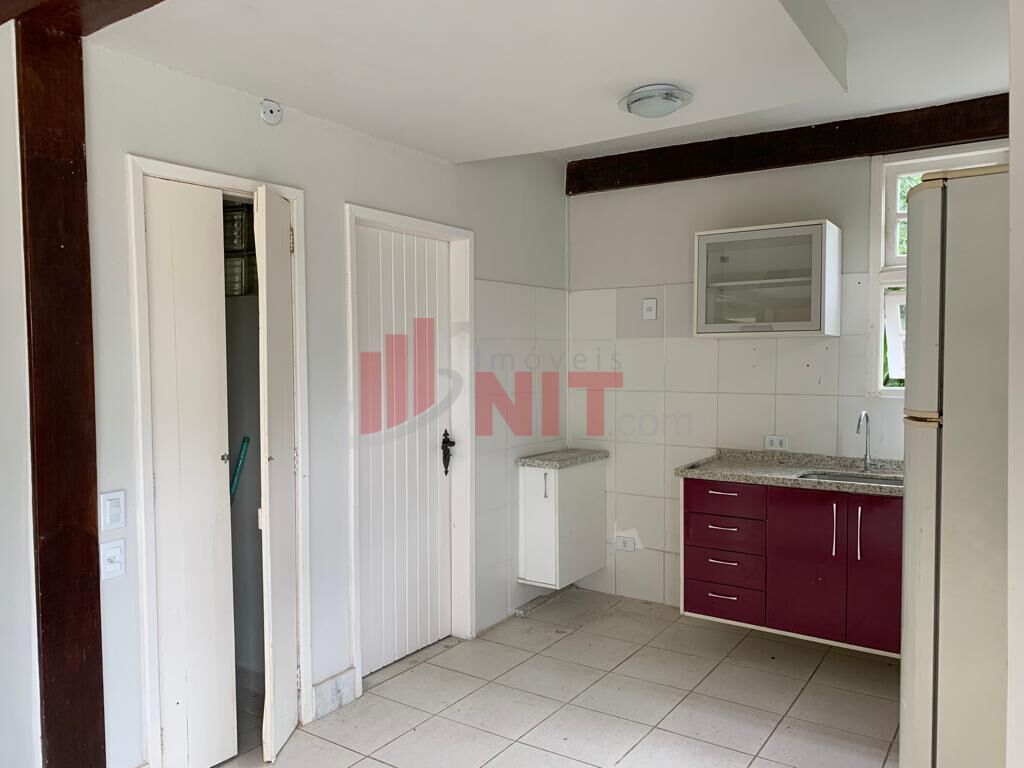 Casa de Condomínio à venda com 3 quartos, 200m² - Foto 26