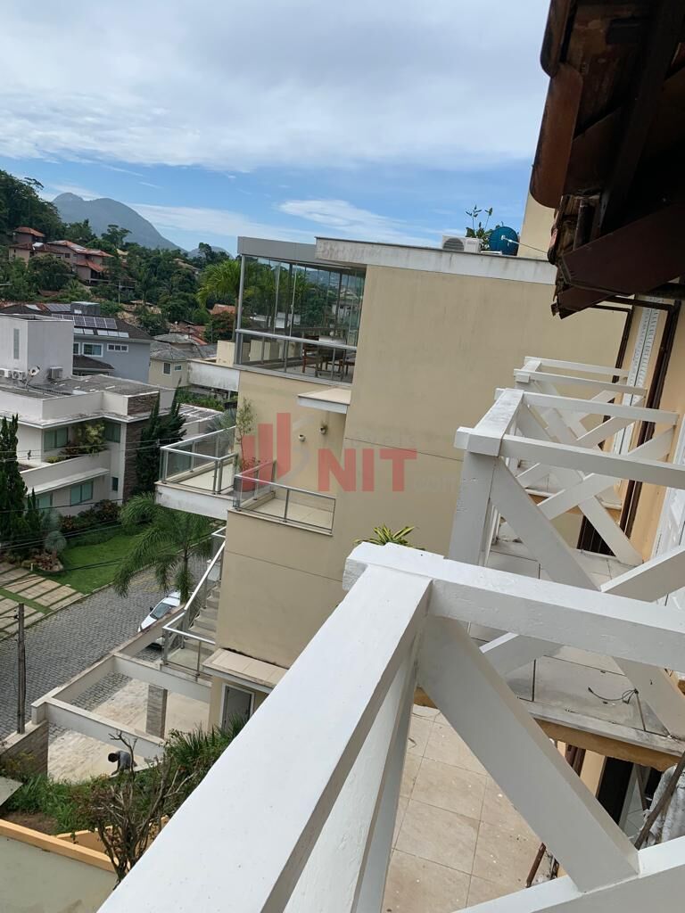 Casa de Condomínio à venda com 3 quartos, 200m² - Foto 21