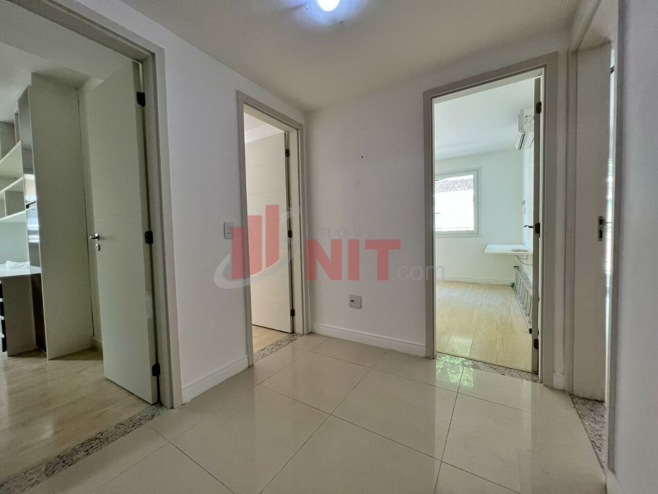 Casa de Condomínio à venda com 4 quartos, 160m² - Foto 24