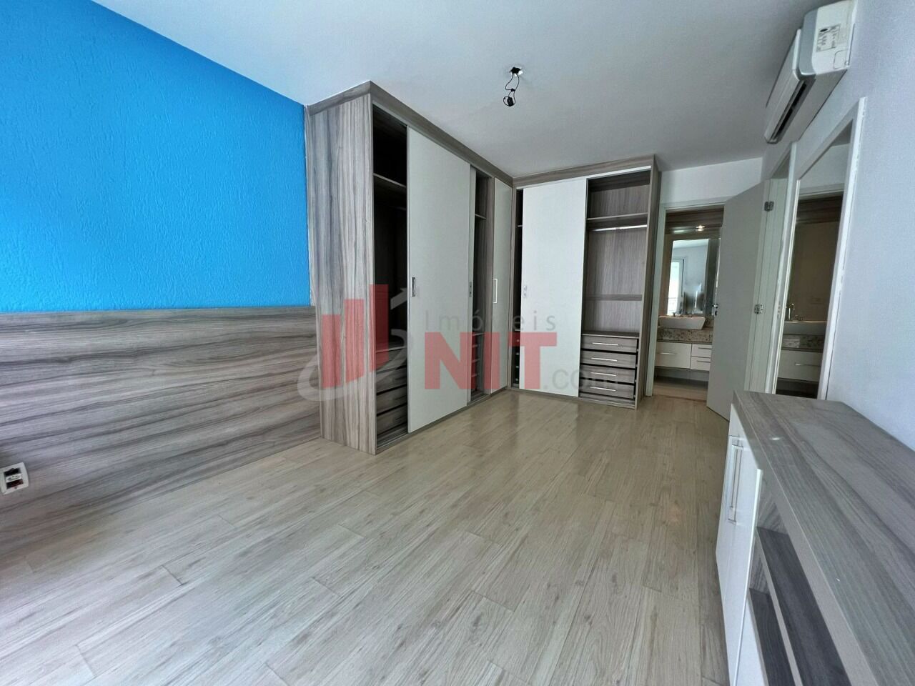 Casa de Condomínio à venda com 4 quartos, 160m² - Foto 17