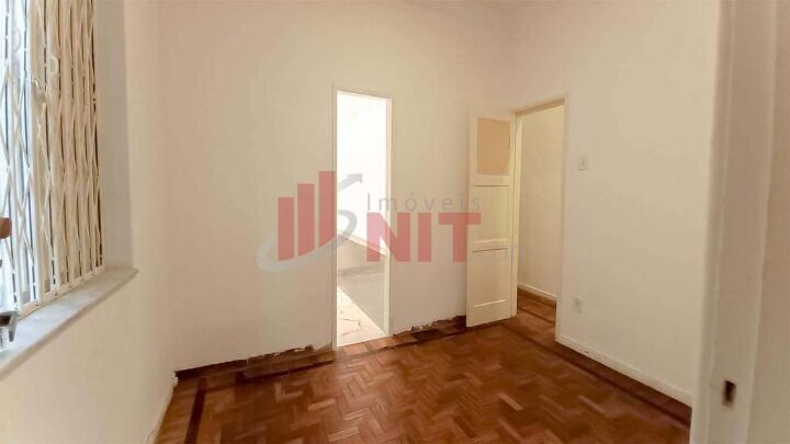 Apartamento à venda com 4 quartos, 205m² - Foto 20