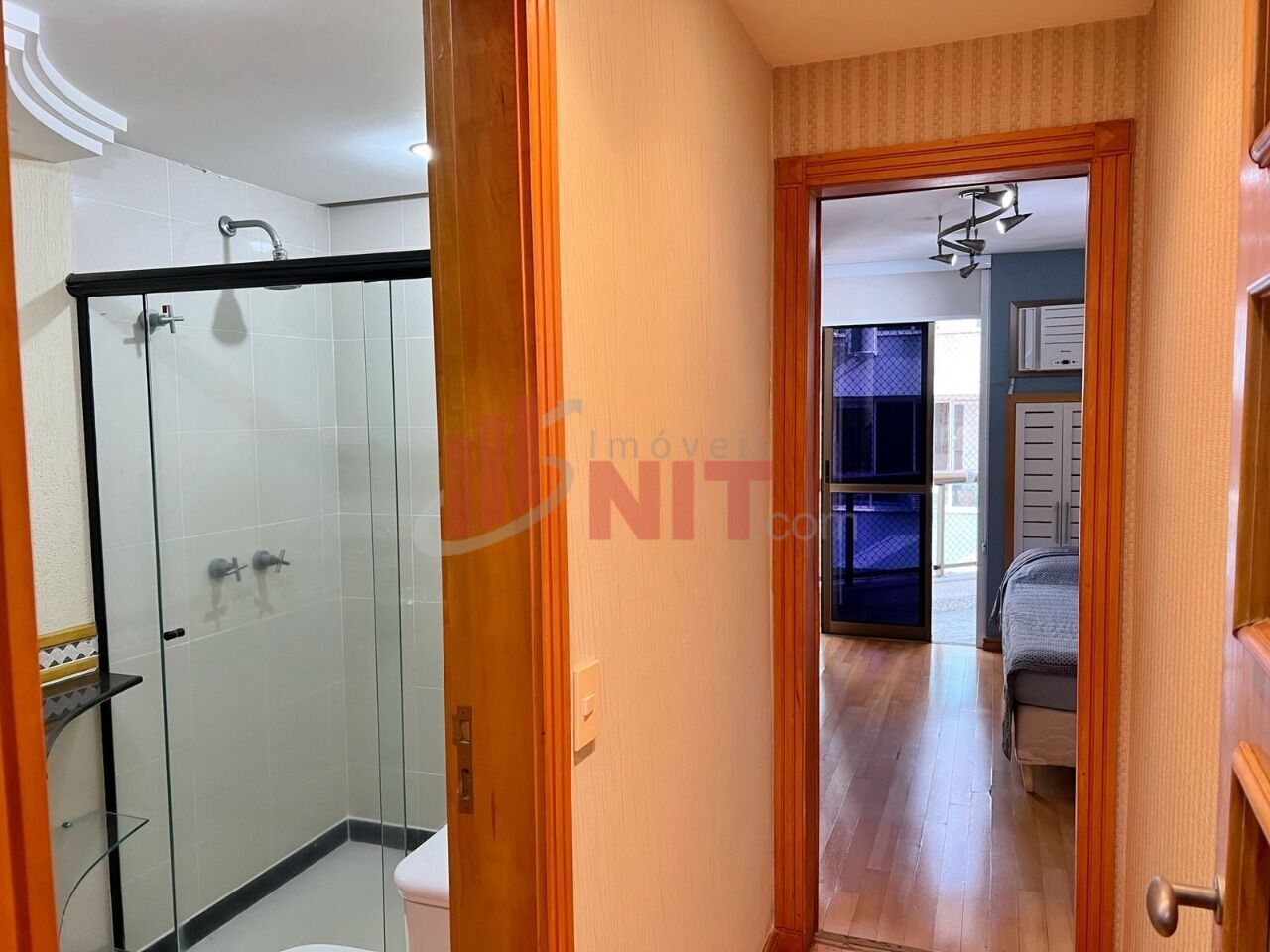 Apartamento à venda com 4 quartos, 192m² - Foto 10