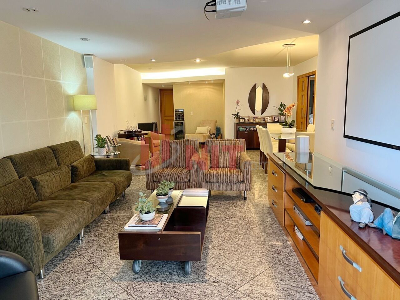 Apartamento à venda com 4 quartos, 192m² - Foto 6