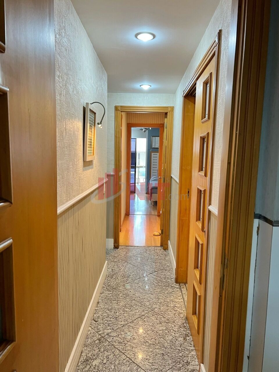 Apartamento à venda com 4 quartos, 192m² - Foto 8