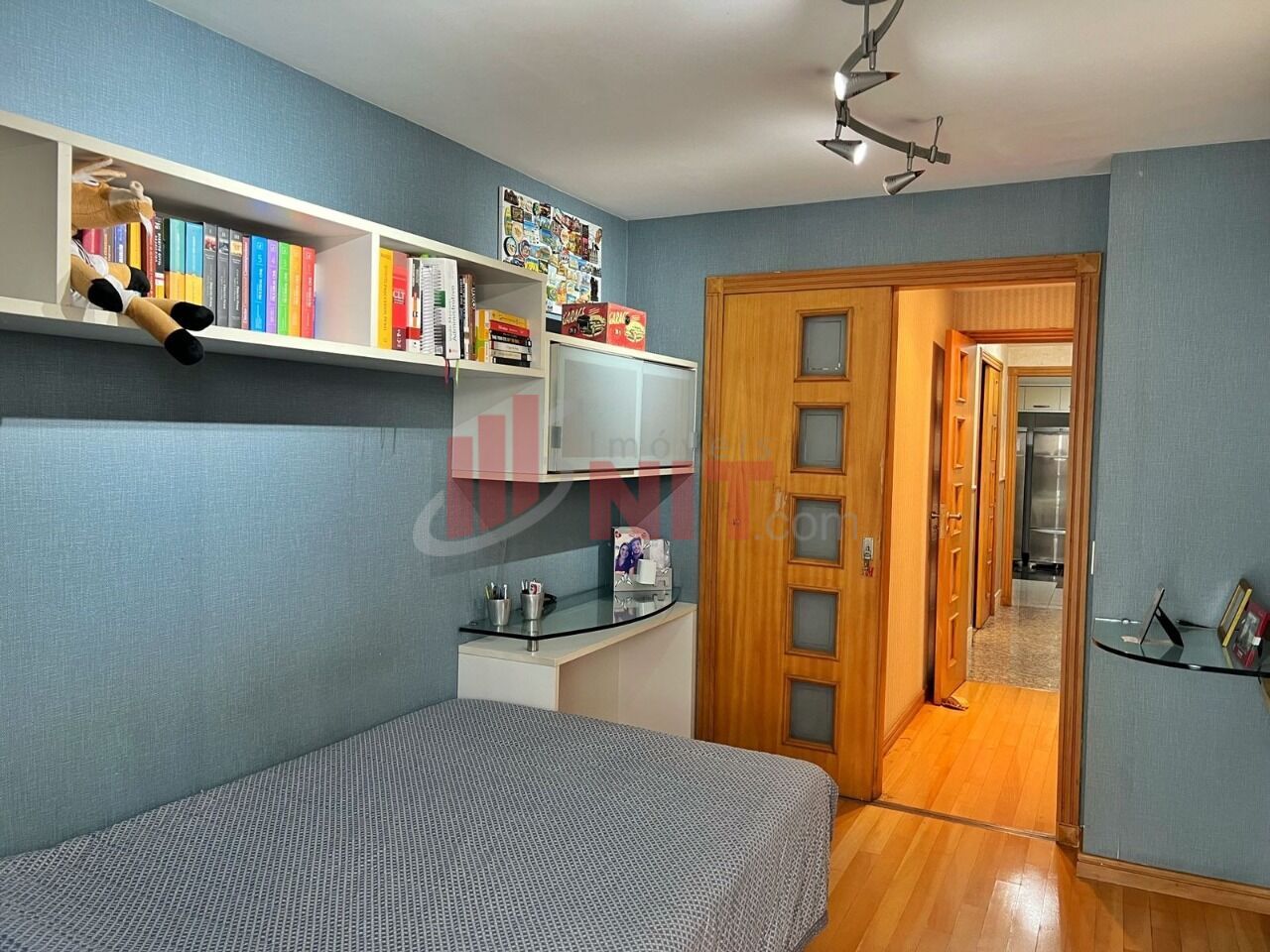 Apartamento à venda com 4 quartos, 192m² - Foto 12